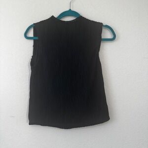 Dazy Black Mock Neck Textured Sleeveless Top‎ Women's Size M